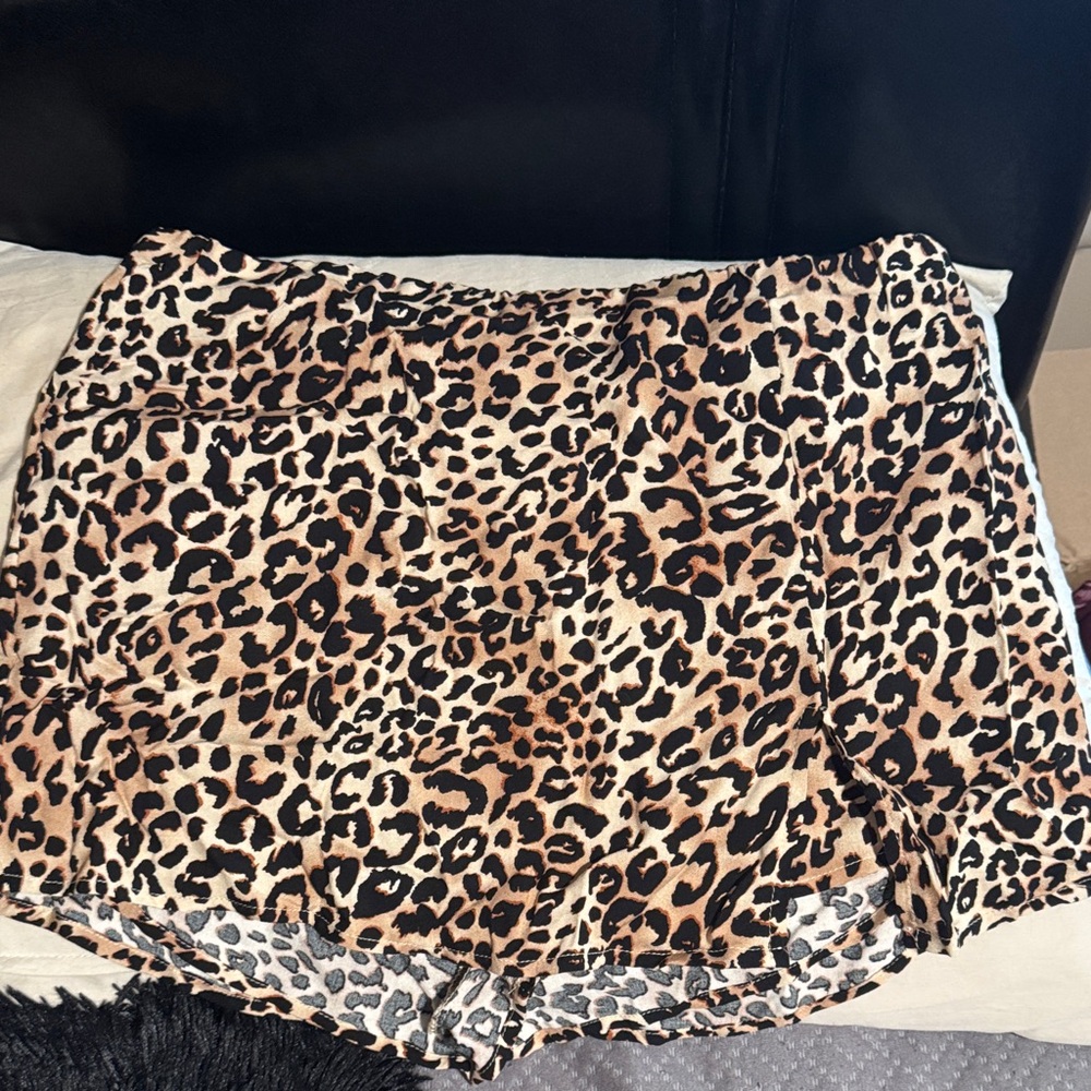 Leopard Print Mini Skort
